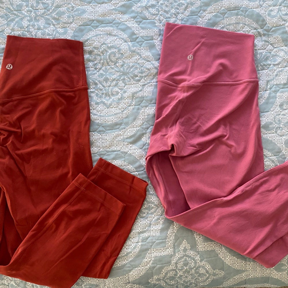 SOLD: Lululemon 23” Align Leggings